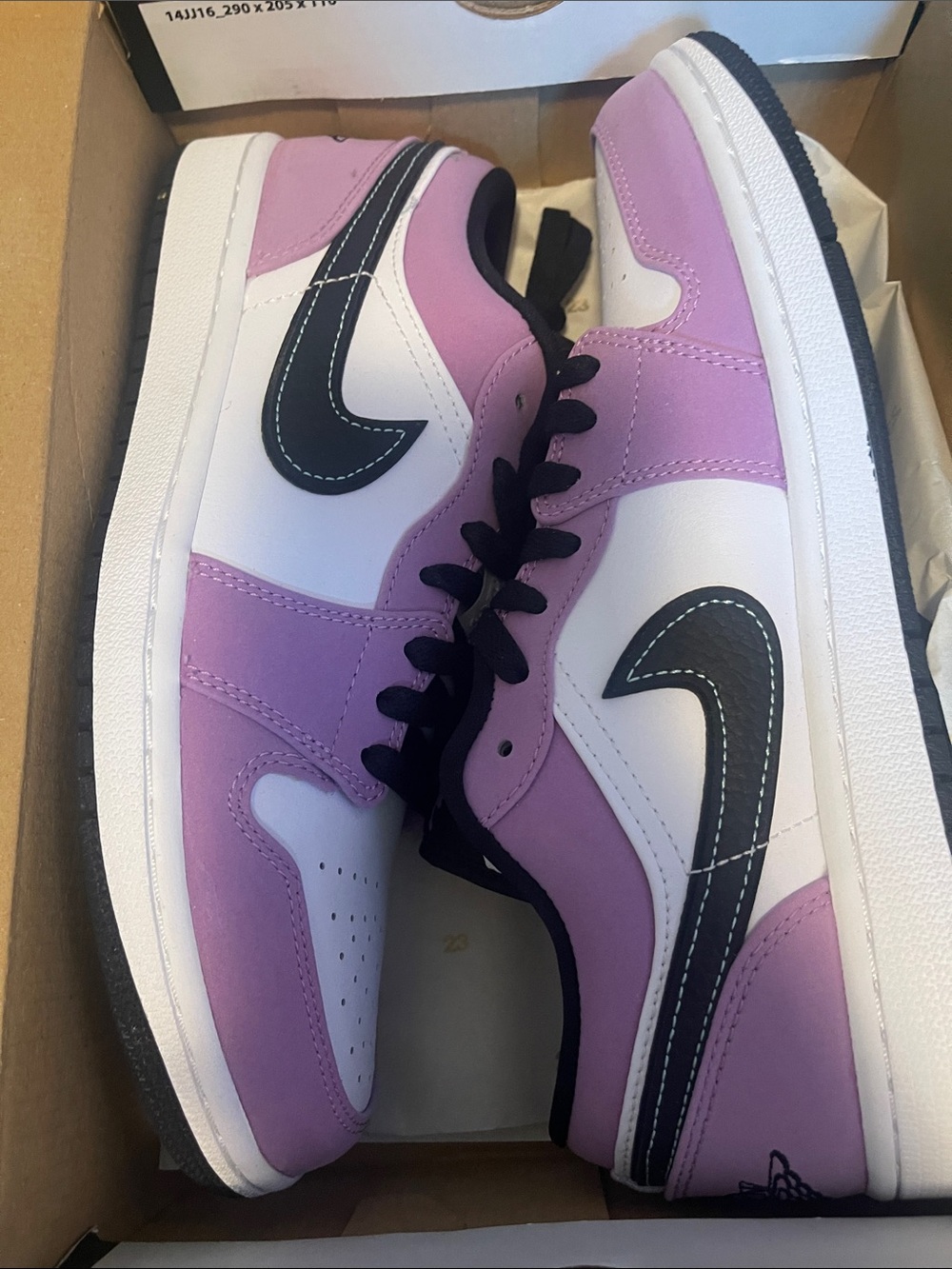 Nike Men’s Sneakers — White, Lavender, Black